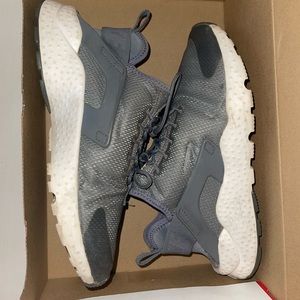 Womens Nike Huarache Run Ultra